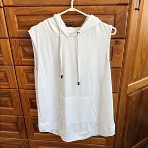 Sleeveless White Hoodie Top